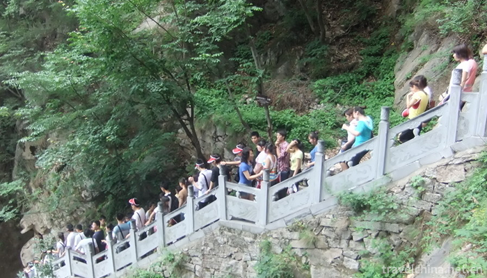 Baiyunshan-National-Forest-Park-Luoyang-5