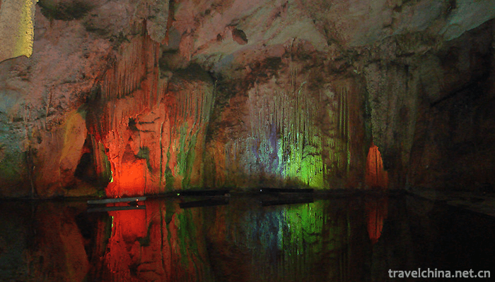 Luxi-County-Alu-Ancient-Cave-Scenic-Area-7