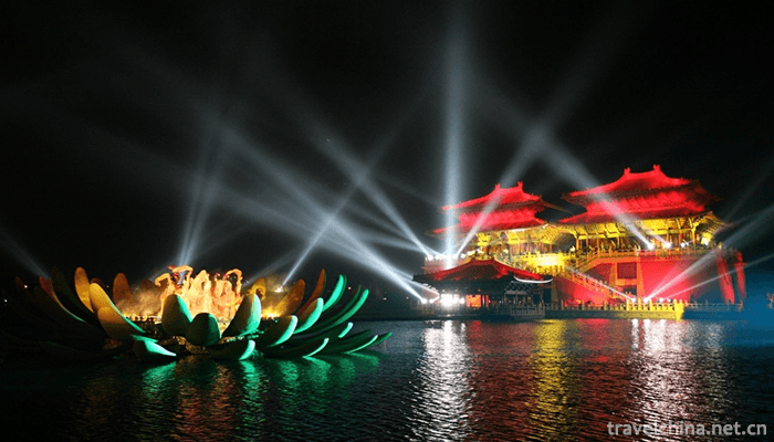 Shanghe-Garden-Scenic-Spot-in-Qingming-Dynasty-3