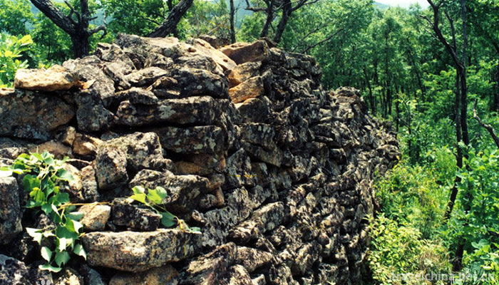 Mudan-River-Side-Wall-1