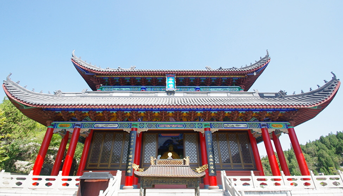 Tsing-Tan-Temple-5