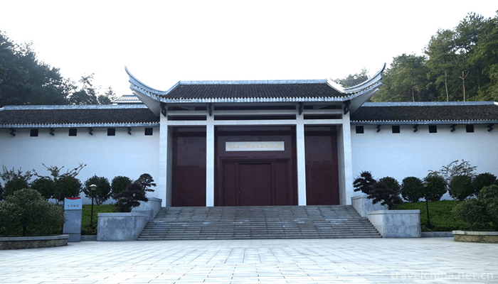 Mao-Zedongs-former-Residence-8