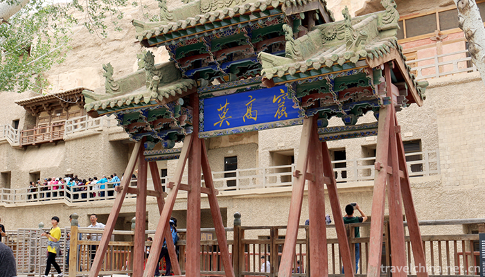 Mogao-Grottoes-14