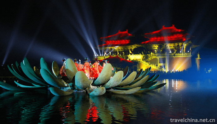 Shanghe-Garden-Scenic-Spot-in-Qingming-Dynasty-1