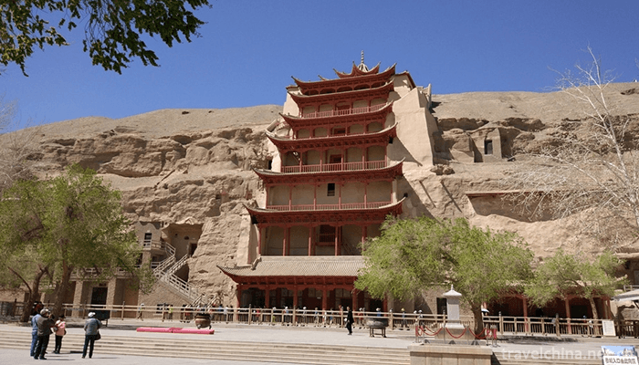 Mogao-Grottoes-17