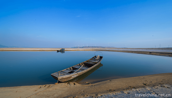 Poyang-Lake-National-Nature-Reserve-12
