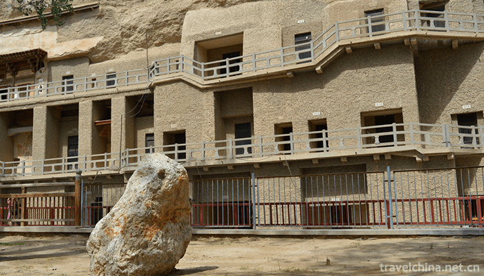 Mogao-Grottoes-11