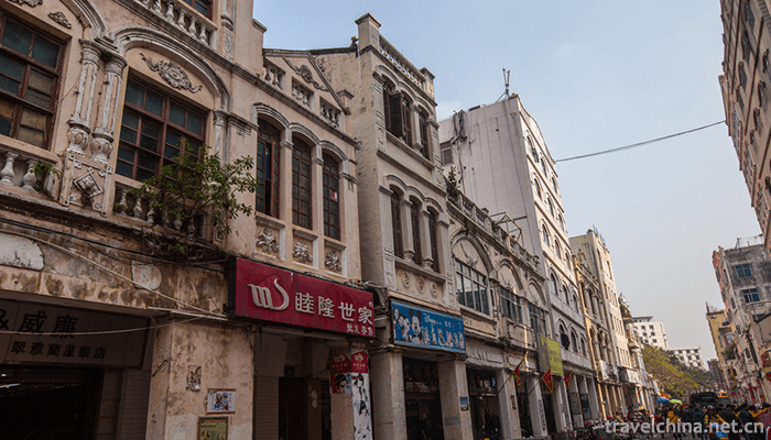 Haikou-Arcade-Street-2