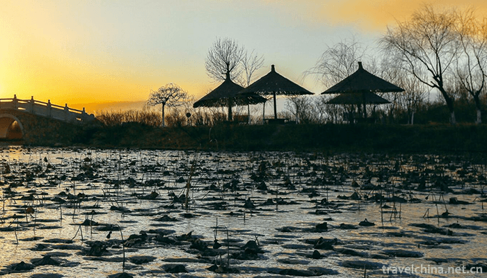 Mingcui-Lake-National-Wetland-Park-7