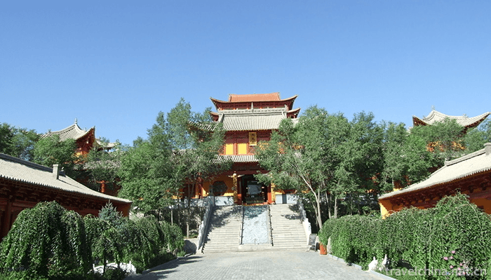 Shandan-Great-Buddhist-Temple-1