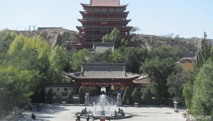 Shandan-Great-Buddhist-Temple-3