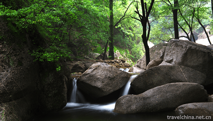 Songxian-Tianchishan-National-Forest-Park-8