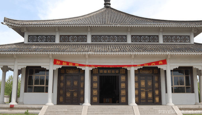 Yicheng-Temple-Scenic-Spot-of-Sun-Bin-Tourist-City-1