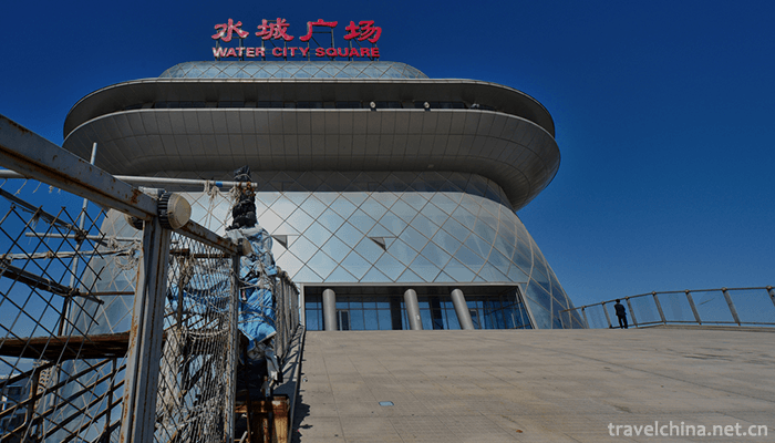 hot-spring-leisure-city-1