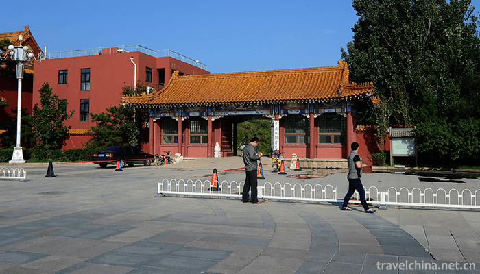 hot-spring-leisure-city-12