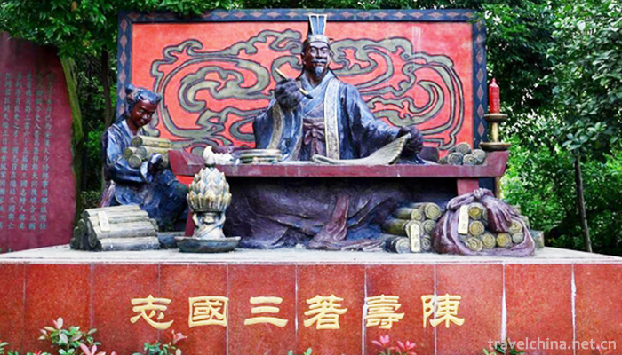 Nanchong-Xishan-Scenic-Area-11