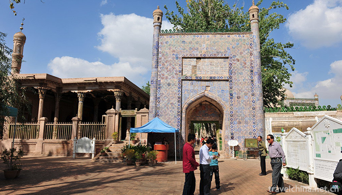 Abakh-Hoja-Tomb-3