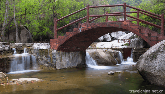 Longtan-Valley-Ecological-Scenic-Spot-in-Xixia-15