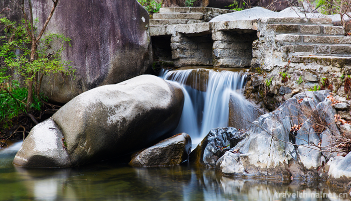 Longtan-Valley-Ecological-Scenic-Spot-in-Xixia-3