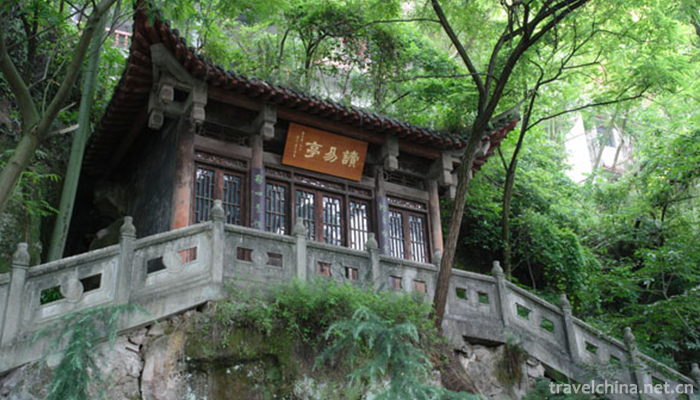 Nanchong-Xishan-Scenic-Area-1