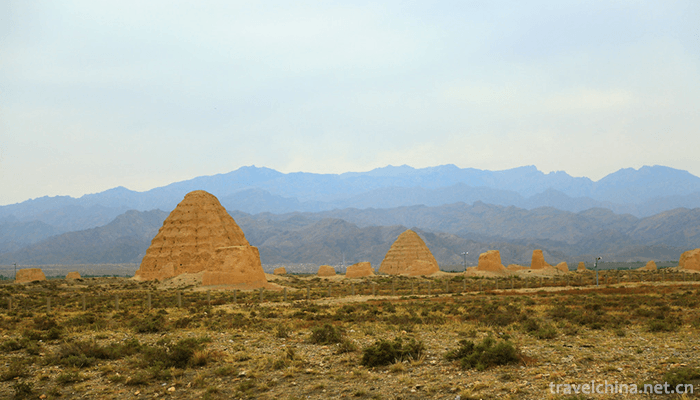Western-Xia-imperial-tombs-5