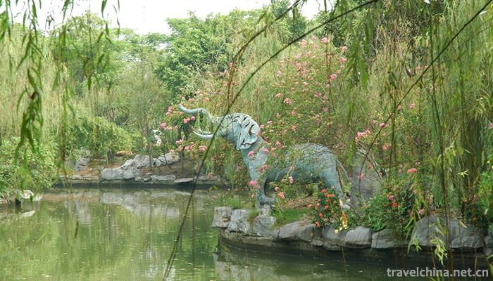Yuehui-Garden-Scenic-Spot-1