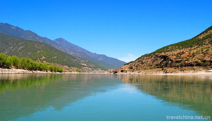 The-First-Bay-Scenic-Area-of-the-Yangtze-River-7