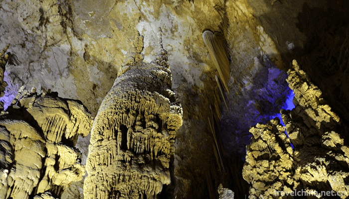 Zhijin-cave-10