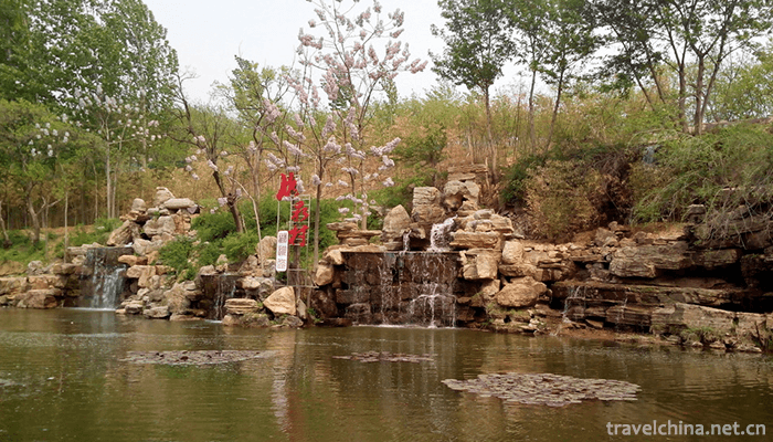Zhuquan-Village-Tourist-Resort-1