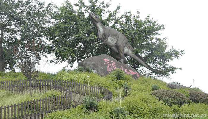 Zigong-Dinosaur-Museum-3