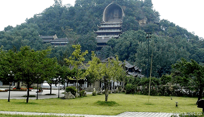 Big-Buddha-Cultural-Tourist-Area-in-Zigong-Rong-County-3