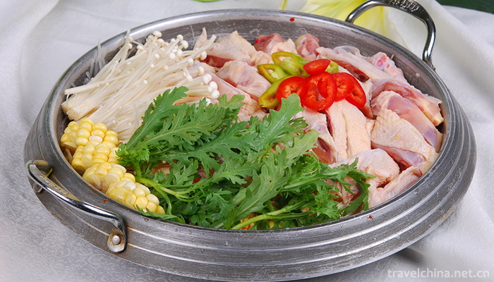 Ginseng-Chicken-Hotpot-2