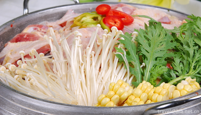 Ginseng-Chicken-Hotpot-3