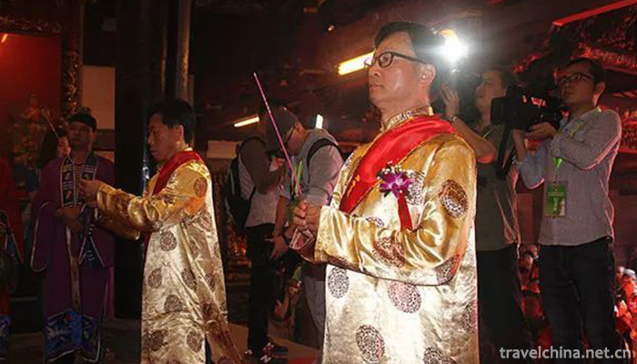 The Religion and Customs of Baosheng Emperor 3