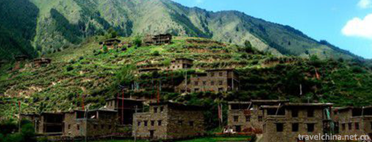 Construction Techniques of Tibetan Diaolou 