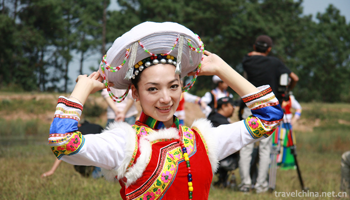 Tibetan-costume-4