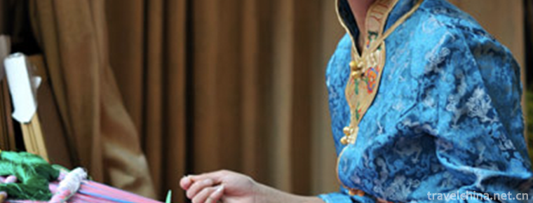 Tibetan knitting and embroidery 