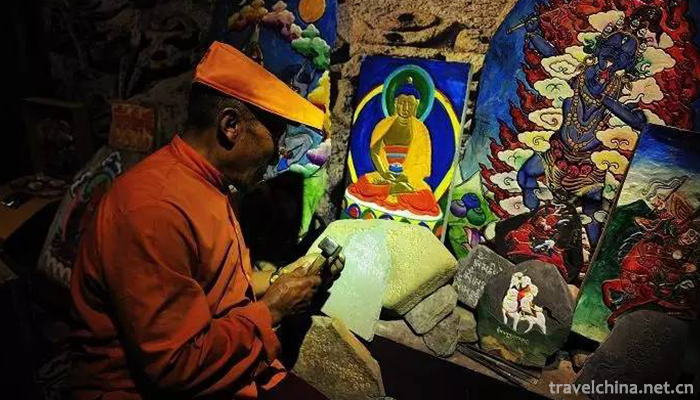 Tibetan-Gesar-Painted-Stone-Carvings-1
