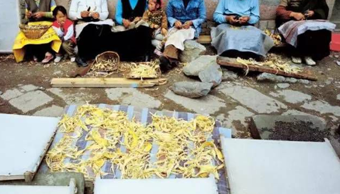 Tibetan Paper making Techniques 1