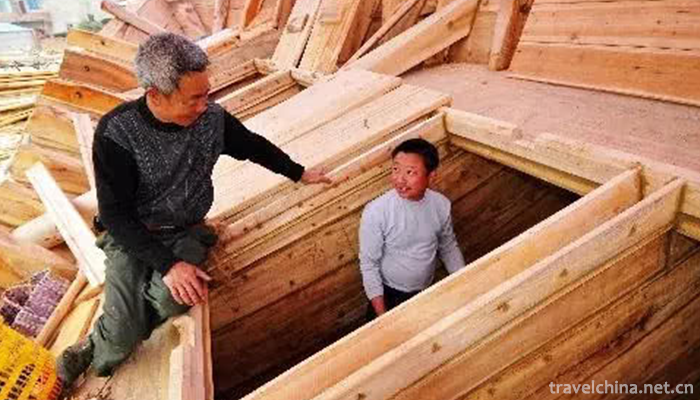 Traditional-Wooden-Ship-Manufacturing-Techniques-2