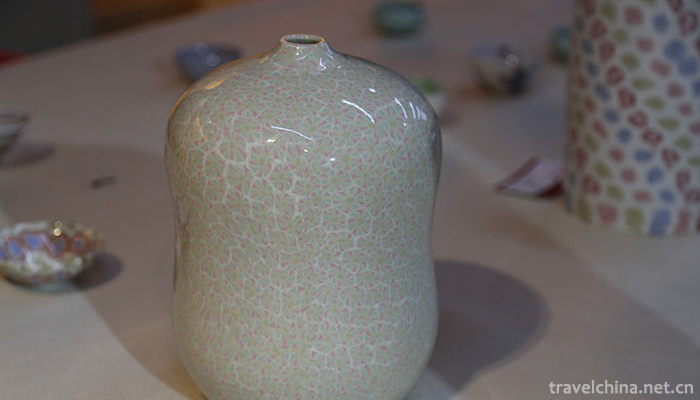 Firing-Techniques-of-Dangyangyu-Twisted-Tissue-Porcelain1