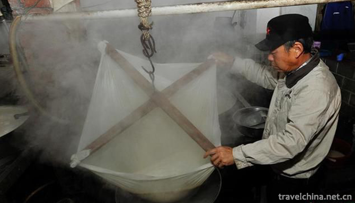 Traditional-Manufacturing-Techniques-of-Tofu1