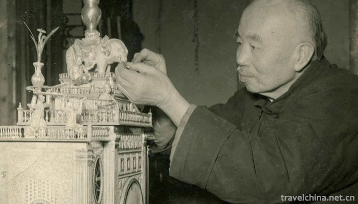 Ancient-Clock-Repair-Skills1