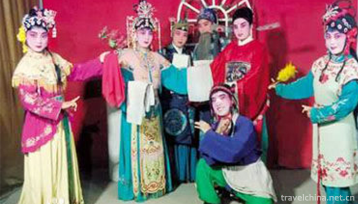 Haha-Opera-1