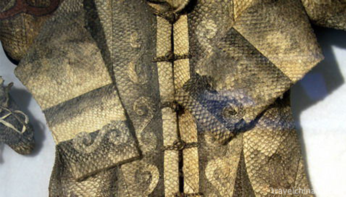 Fish-Skin-Making-Techniques-of-Hezhe-Nationality1
