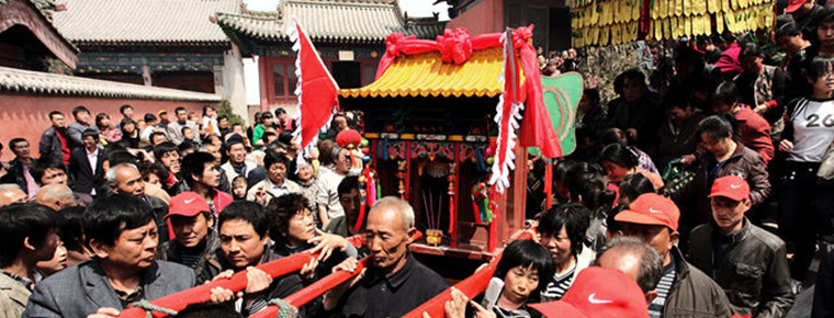 Hongdongs custom of visiting relatives