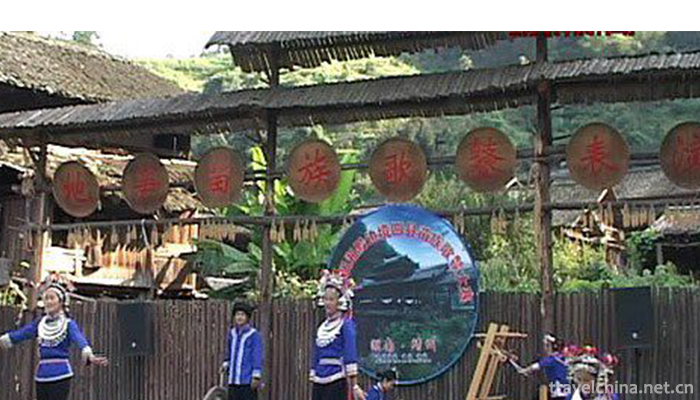 Jingzhou-Miao-Geku1