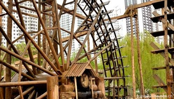 Making-Techniques-of-Lanzhou-Yellow-River-Waterwheel1