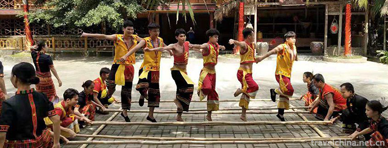 Li nationality firewood dance