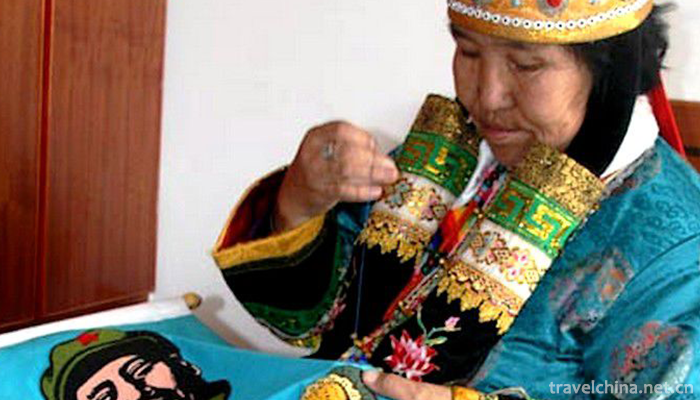 Mongolian-embroidery1